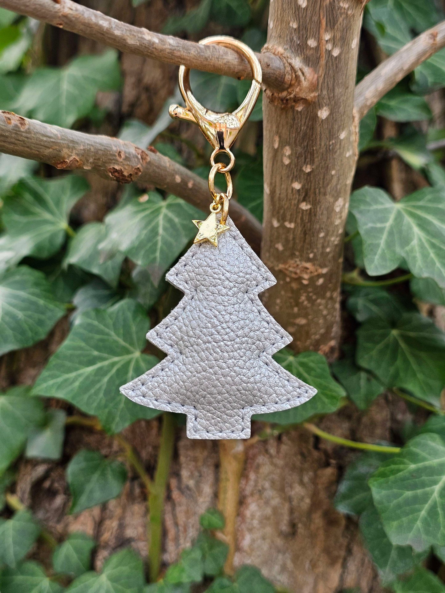 Silver Christmas Tree Leather Keyring