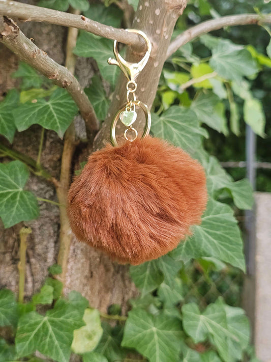 Chestnut 8cm Pom Pom