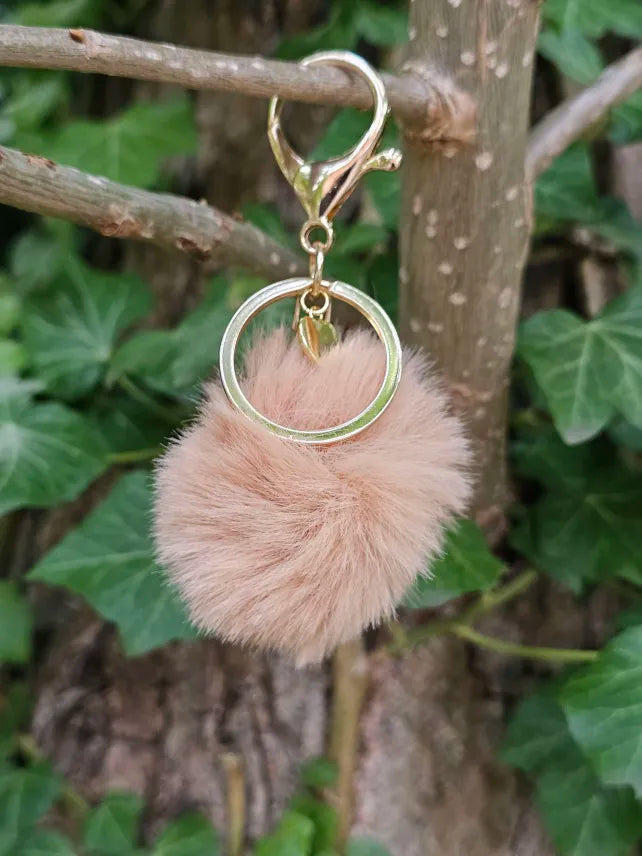 Maple 5cm Pom Pom