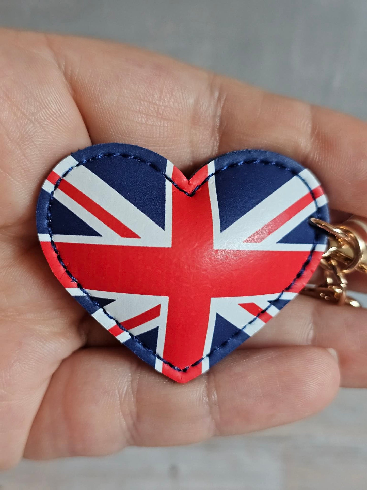 UK Leather Heart Keyring