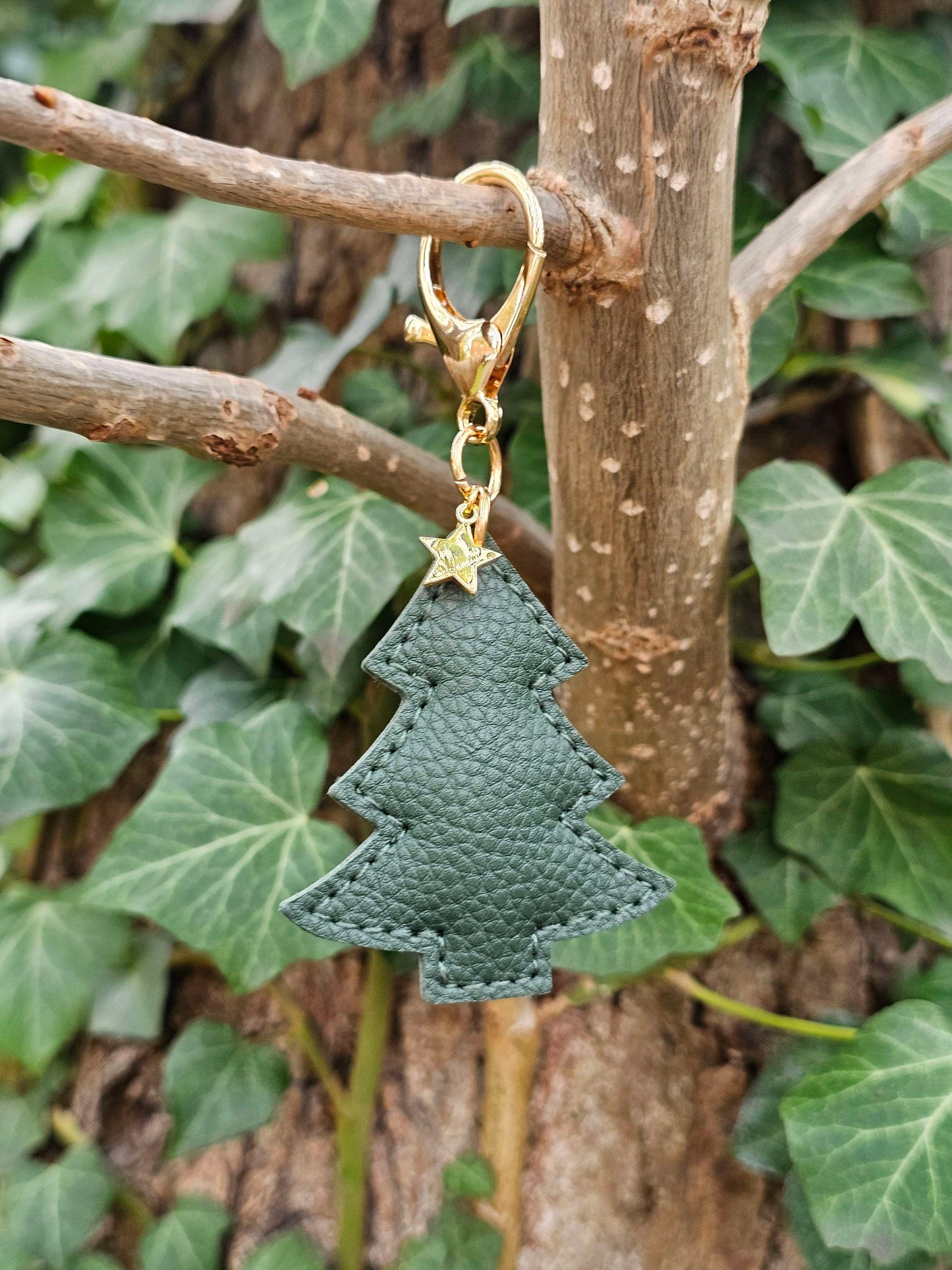 Dark Green Christmas Tree Leather Keyring