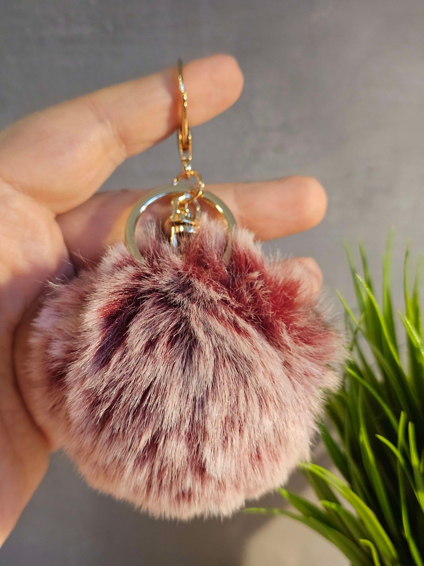 Frosted Wine 8cm Pom Pom