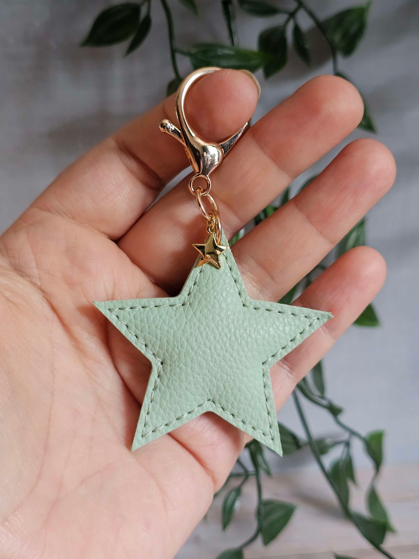 Mint Leather Star Keyring