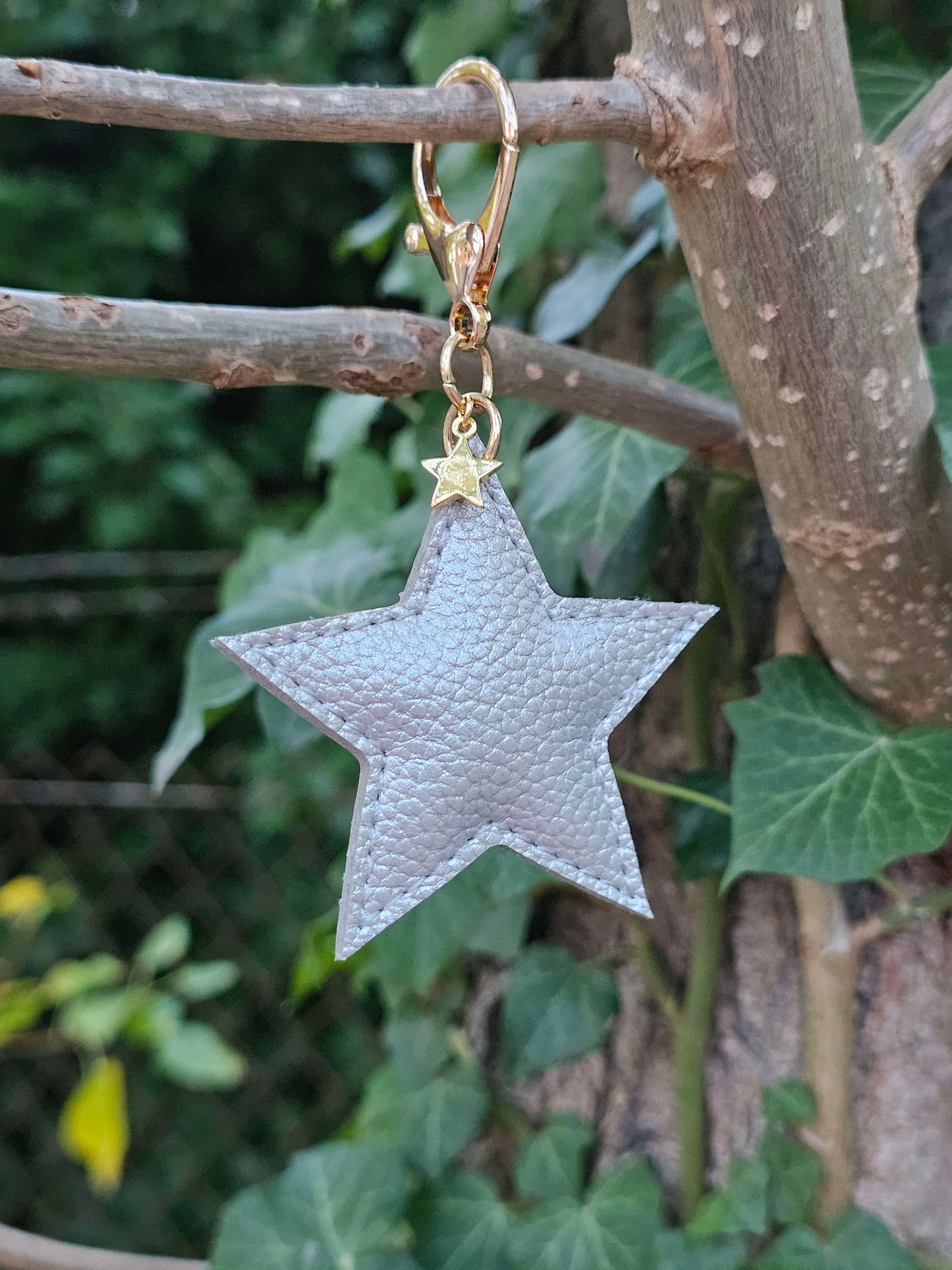 Silver Leather Star Keyring